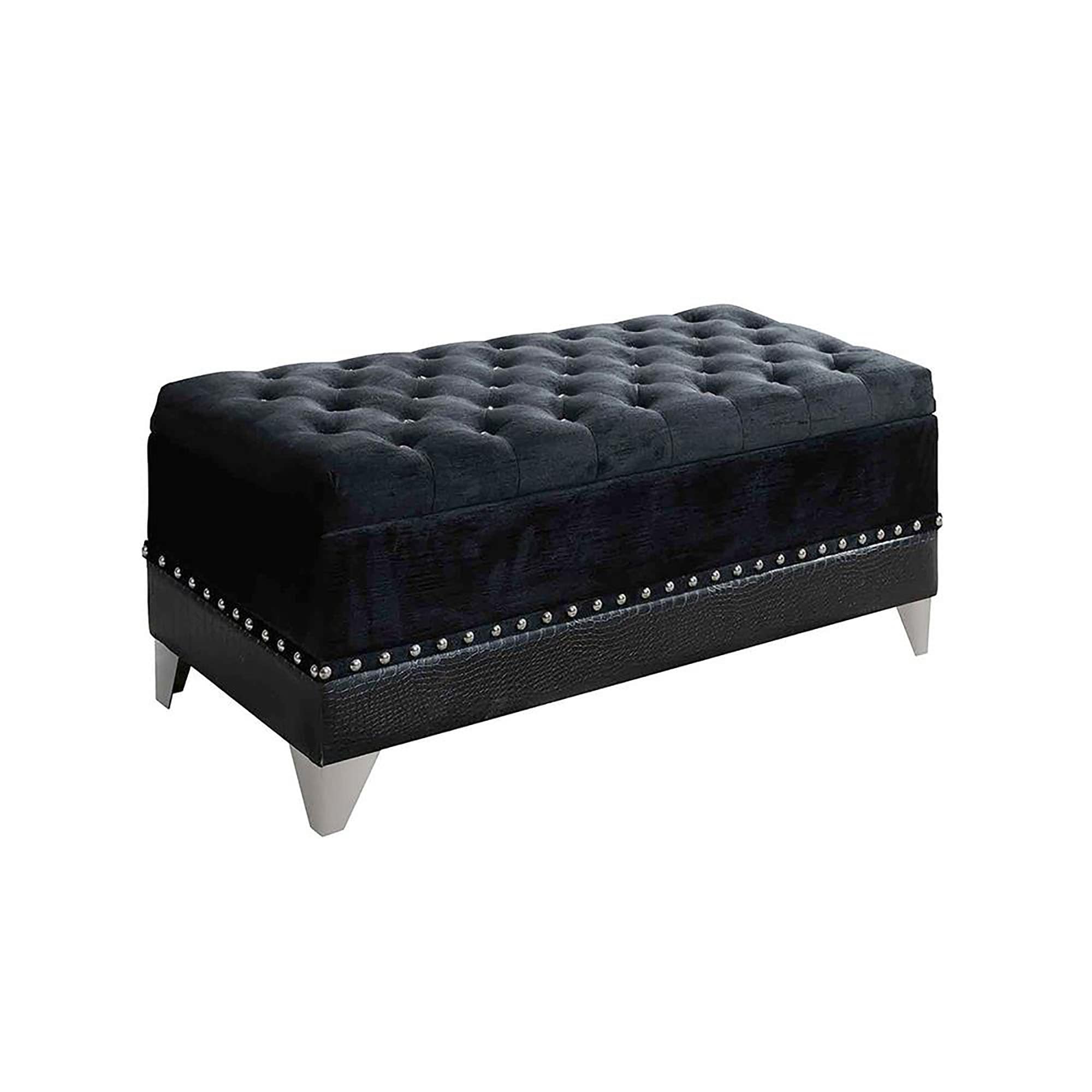 Tufted Trunk With Nailhead Trim In Black Finish