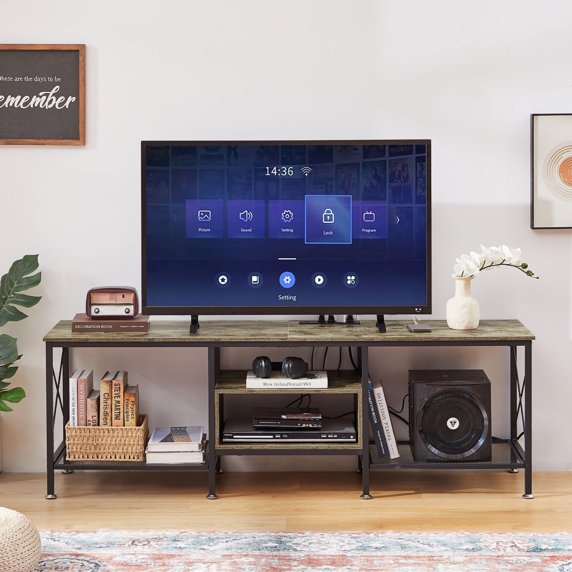 Locking shop entertainment center