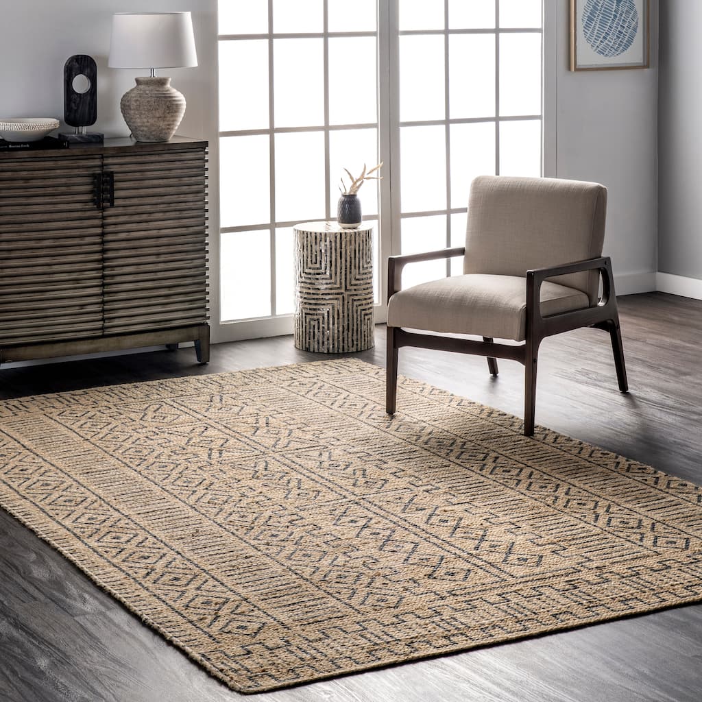 Nuloom Micaela Tribal Braided Jute Area Rug