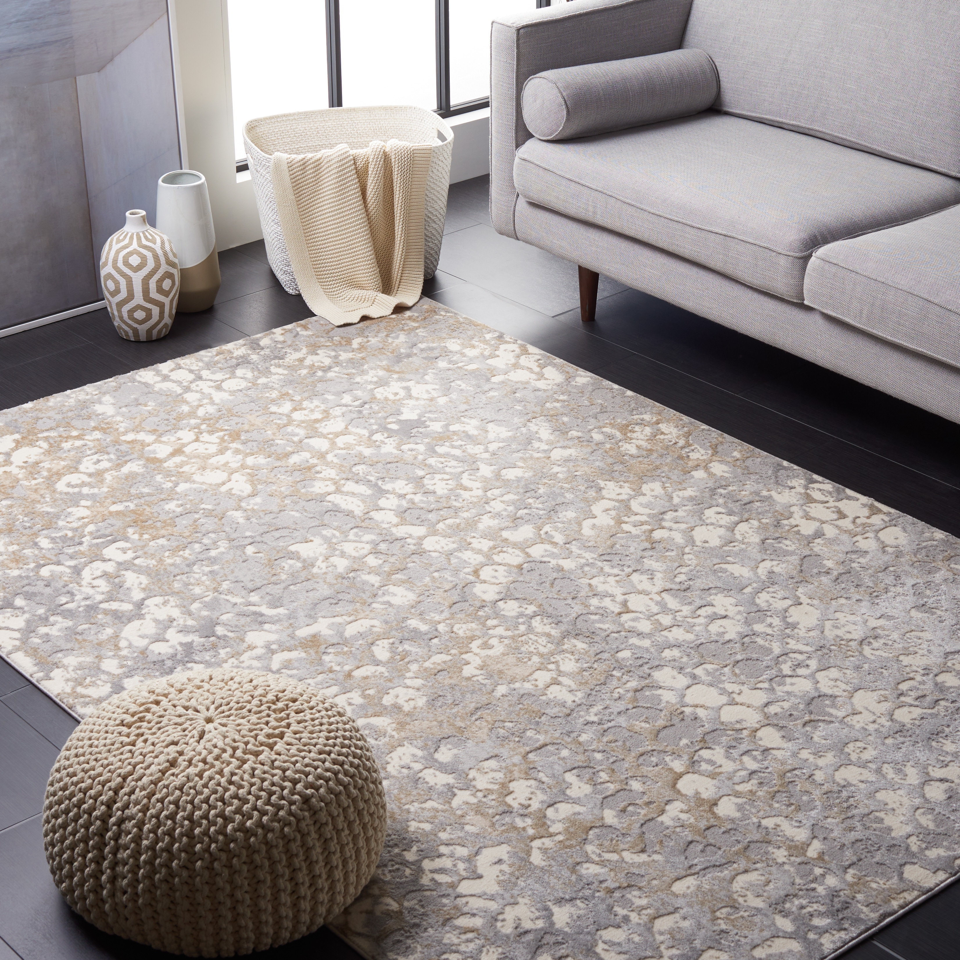 SAFAVIEH Lagoon Stiina Modern Distressed Rug