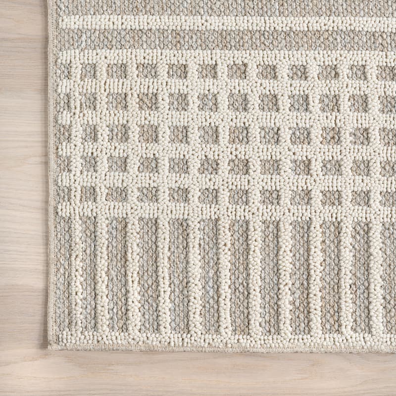Nuloom Yulia Geometric Bands Machine Washable Area Rug