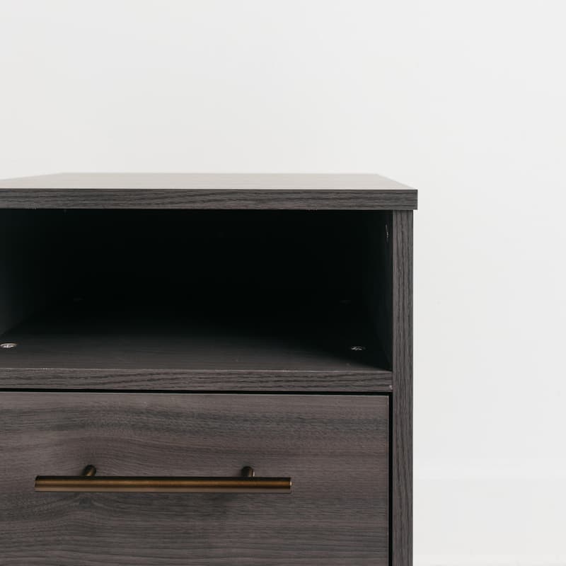 Calverson One Drawer Nightstand
