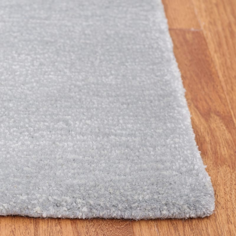 SAFAVIEH Handmade Bella Enriketa Modern Floral Wool Rug