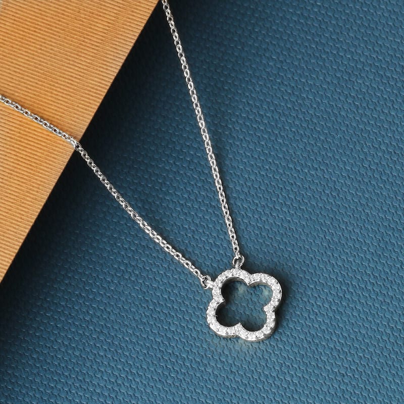 1/10ct Diamond Geometric Pendant Necklace in Silver for Women - Quatrefoil - White