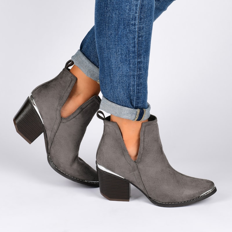 Journee Collection Women's Issla Pull On Stacked Heel Booties