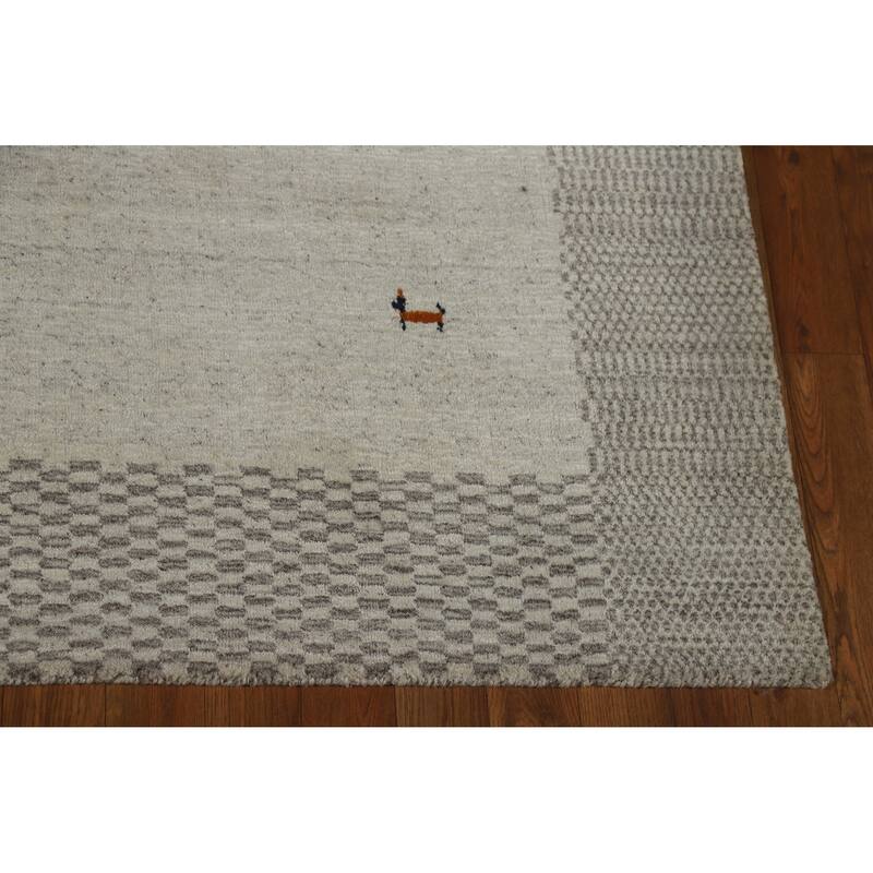 Hand Knotted Oriental 100% Wool Carpet Tribal Tribal Beige & Ivories Gabbeh Area Rug - 7' 9'' X 5' 6''