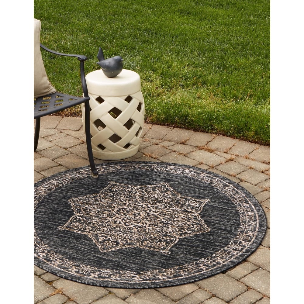 Outdoor Nirie Collection Area Rug