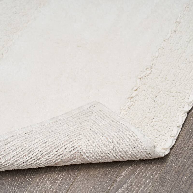 Laura Ashley Ruffle Border Pure Cotton Bath Rugs