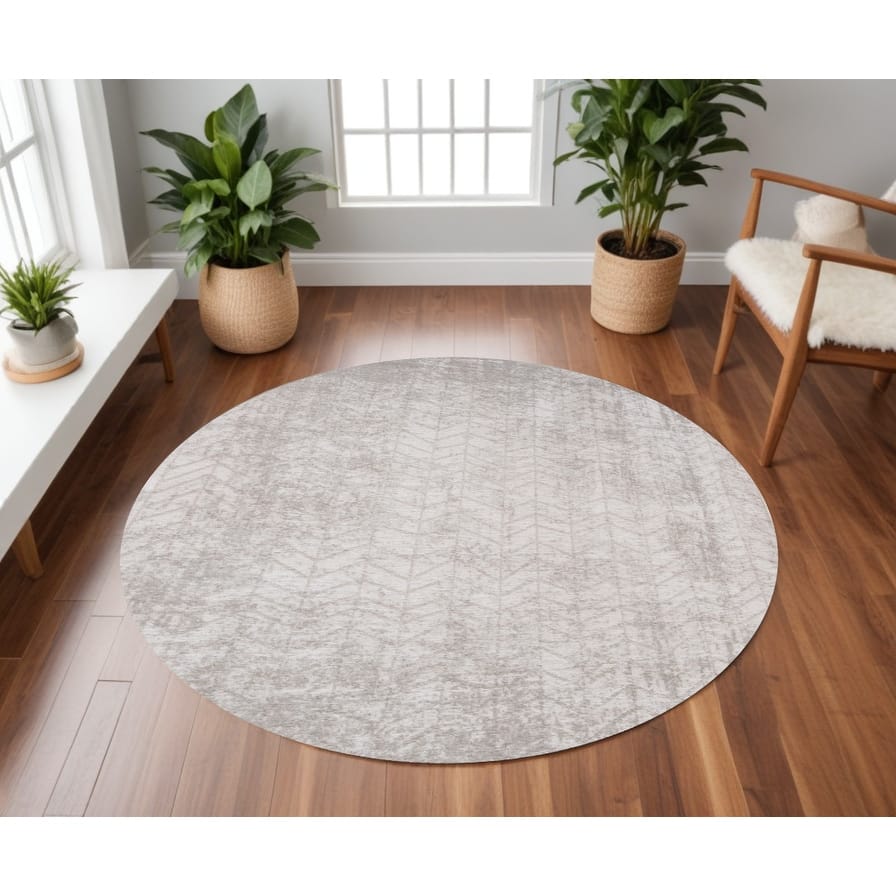 Kupo Geometric Modern Non Skid Woven Area Rug By HomeRoots - 48' X '48' X '0.12