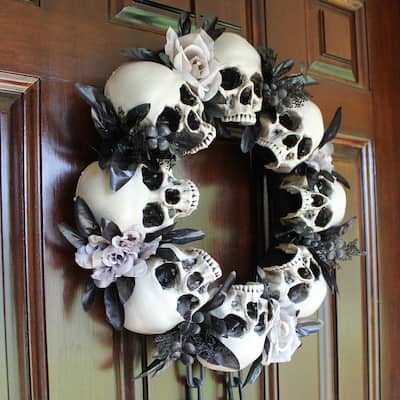 Haunted Hill Farm 15.7-In. Skulls and Chains Wreath, Halloween Door or Wall Decoration, White-Black-Gray