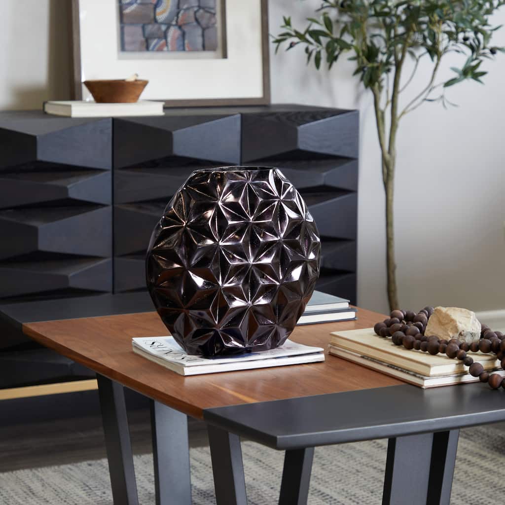 CosmoLiving by Cosmopolitan Aluminum Metal Faceted Geometric Vase - Black, Silver, Gold