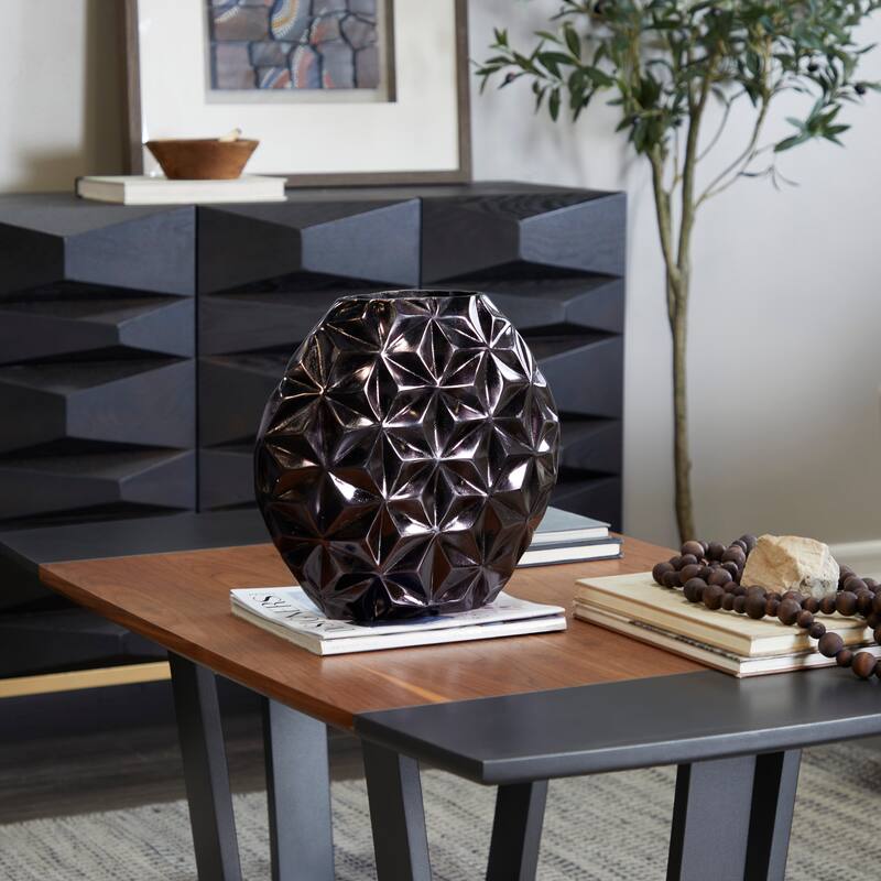 CosmoLiving by Cosmopolitan Aluminum Metal Faceted Geometric Vase - Black, Silver, Gold