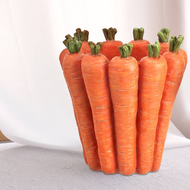Resin Carrot Planter 6"W X 7"T" - 6''x7''