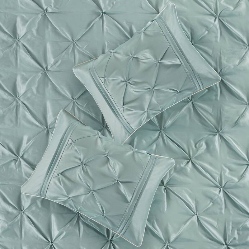 GDF Studio - Laurel 7-Piece Tufted Comforter Set with Decorative Pillows