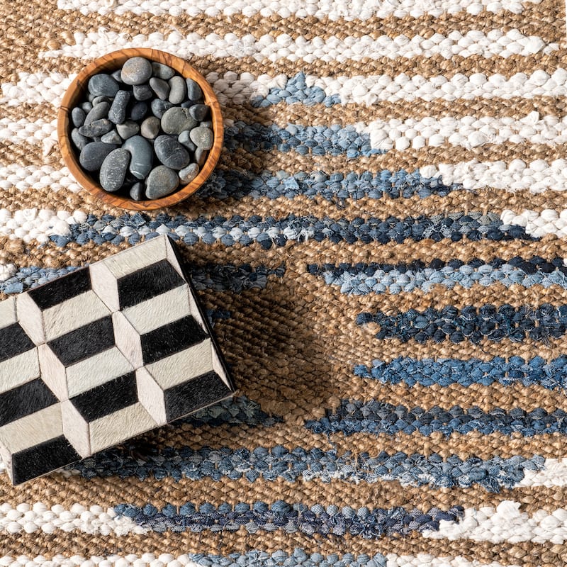 Nuloom Hand Braided Marla Denim And Jute Diamonds Area Rug
