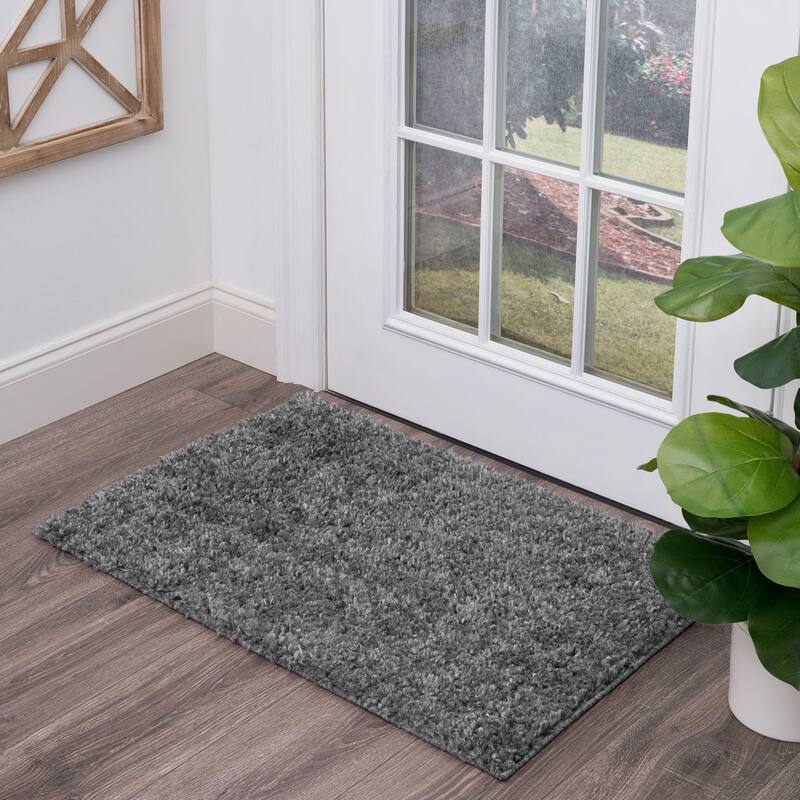 Sohni Shag Farmhouse Solid Color Indoor Area Rug