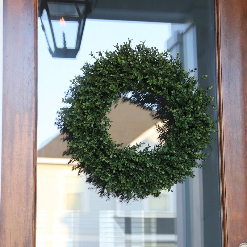 16", 18", 24" or 30" Decorative Boxwood Wreaths - 24"