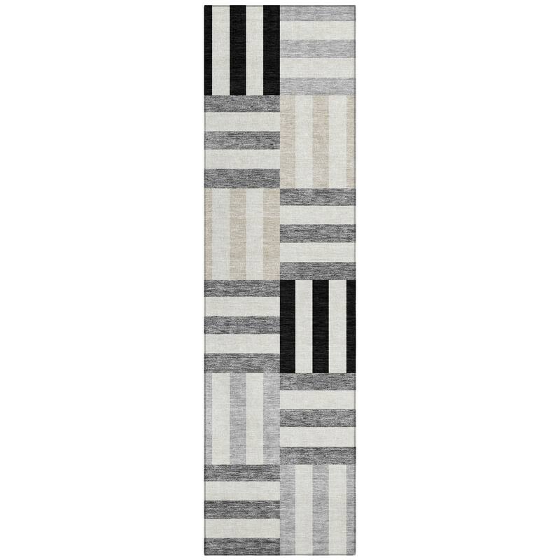 Machine Washable Indoor/ Outdoor Modern Hatch Chantille Rug