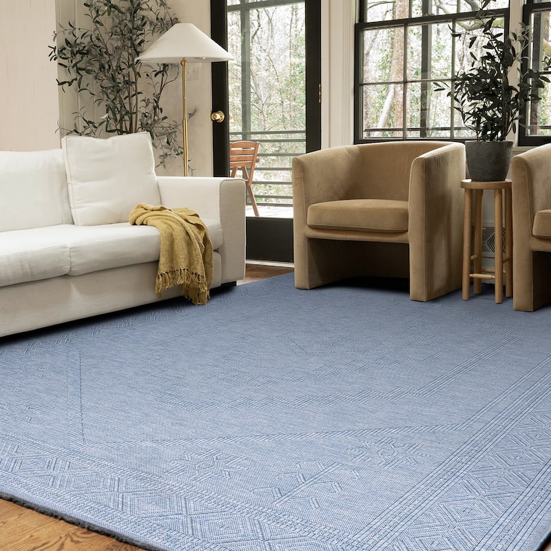 Alameda Solid Color Medallion Machine Washable Indoor Area Rug