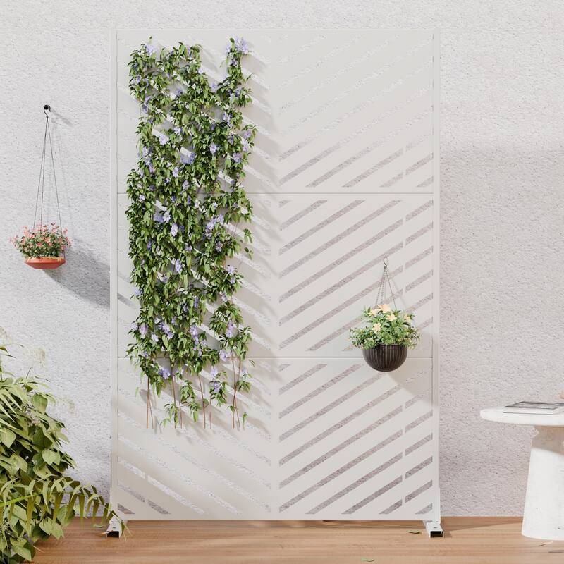 Outdoor Privacy Screen 2-Panel Chevron Metal Privacy Fence with Wind-Resistant Base Durable Decorative Divider
