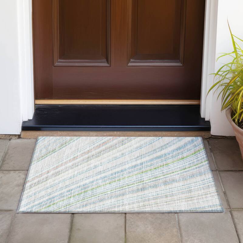 Machine Washable Indoor/ Outdoor Stripe Wave Chantille Rug - Ivory - 1'8" x 2'6"
