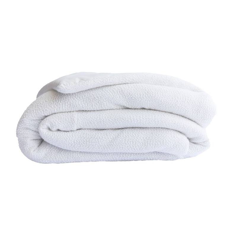 Jennifer Adams Chunky Super Soft Boucle Comforter