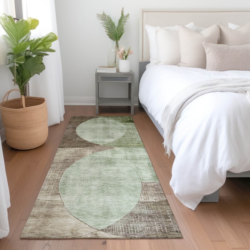 Machine Washable Indoor/ Outdoor Contemporary Deco Chantille Rug - Aloe - 2'3" x 7'6"