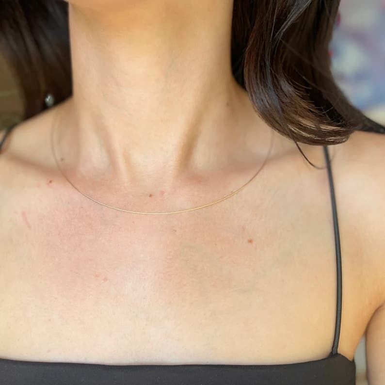 Curata 14K Yellow Gold Dainty 0.5mm Twist Cable Collar Wire Choker Necklace