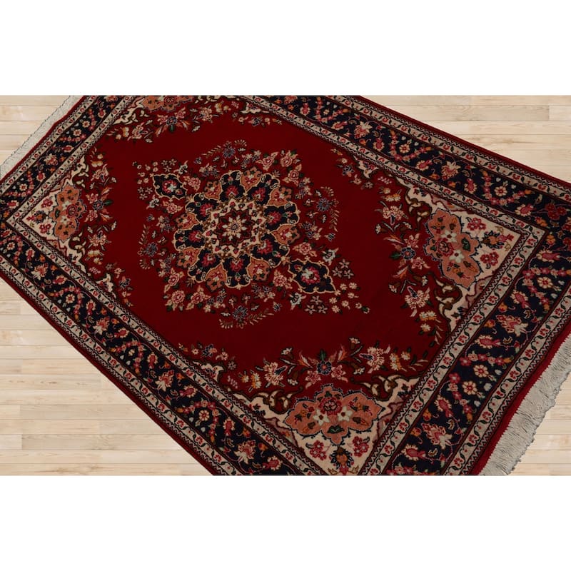 3'6''x5 Hand Knotted Wool Red Traditional 200 KPSI Rug - 3' 6'' x 5'