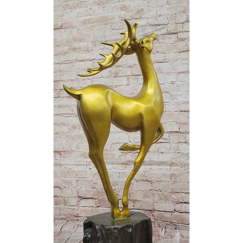 Elegant Gold Deer Sculpture – Contemporary Bronze Stag Figurine