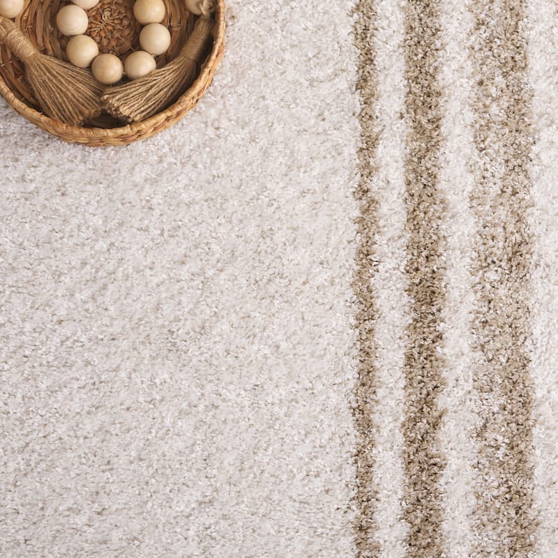 SAFAVIEH Border & Stripe Shag Rigoberta Modern 1.4-inch Thick - 2'2" x 8' Runner