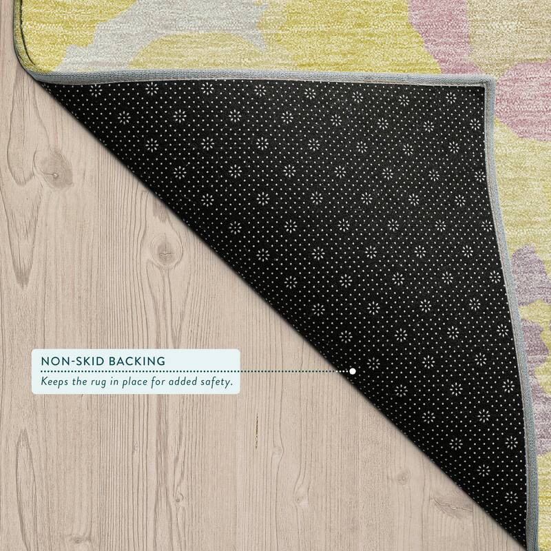 Machine Washable Indoor/ Outdoor Floral Bonnet Chantille Rug