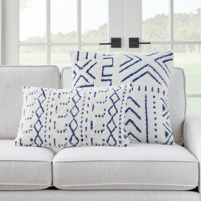 Mina Victory Life Styles Textured Geometric Boho Throw Pillow , ( 12"X20" )