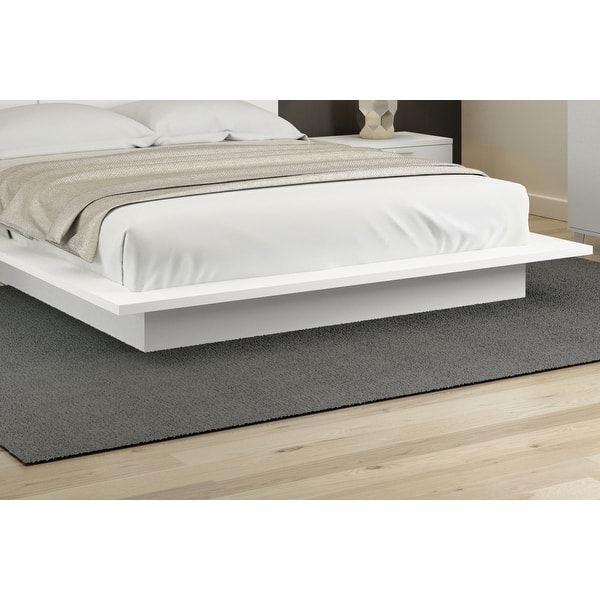 Stellar Home Furniture Queen Platform bed in White Bed Bath & Beyond