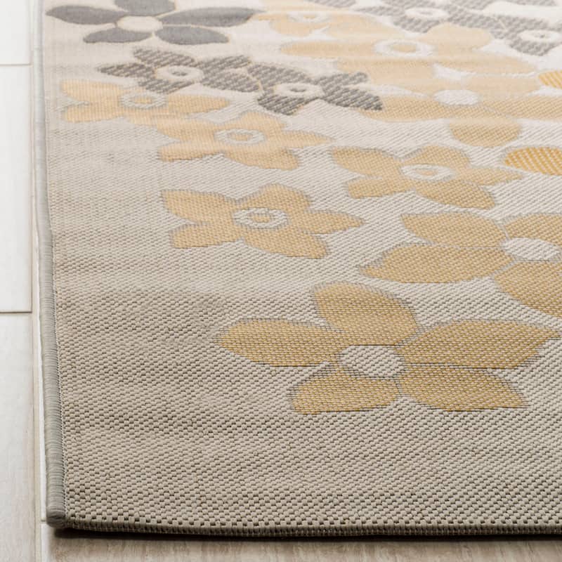 Martha Stewart by SAFAVIEH Field Flowers Indoor/ Outdoor Waterproof Rug