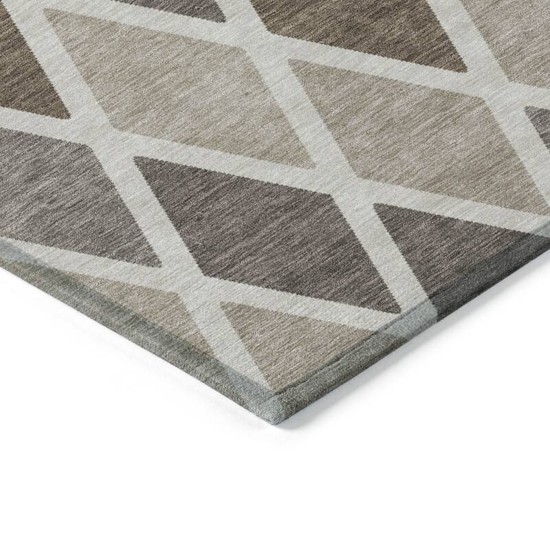 HomeRoots Geometric Transitional Rectangle Outdoor Rug