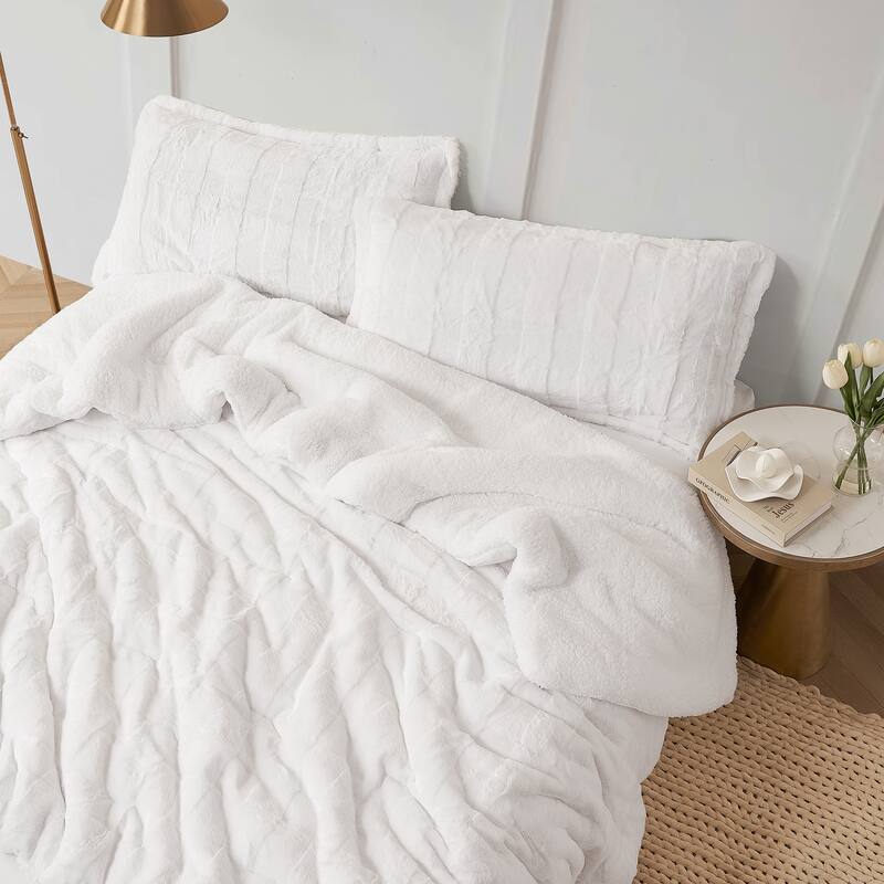 Cut n Sew Chunky Bunny - Coma Inducer® Oversized Comforter Set - White