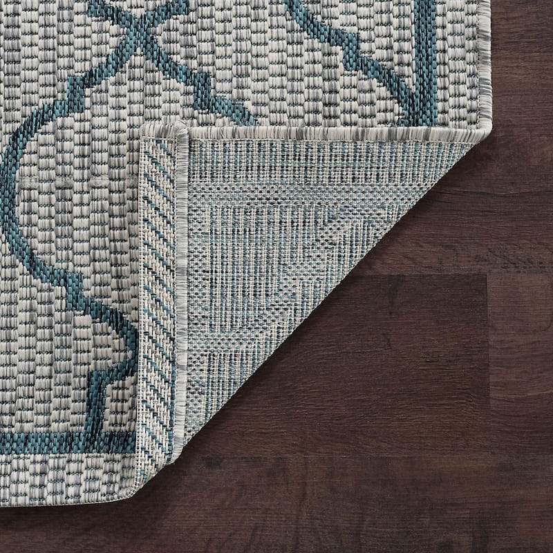 Colonnade Transitional Geometric Indoor/Outdoor Area Rug