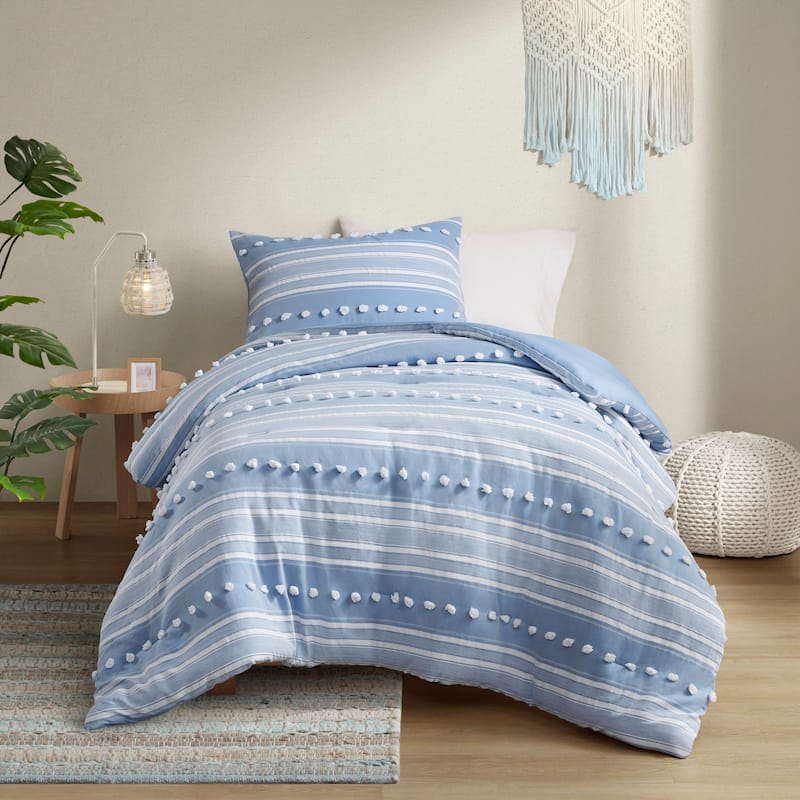Intelligent Design Cillian Striped Clipped Jacquard Comforter Set