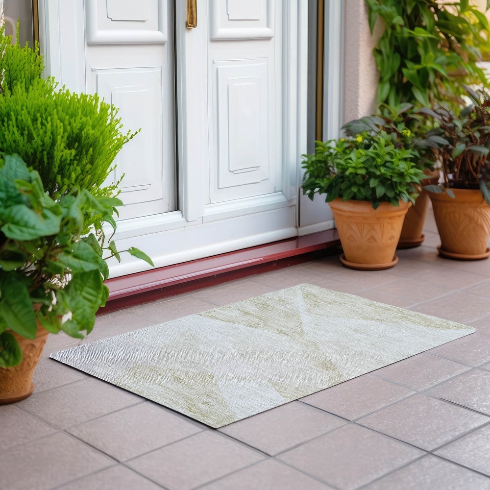 Machine Washable Indoor/ Outdoor Chantille Contemporary Geo Rug