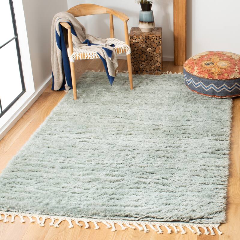 SAFAVIEH Hand-knotted Casablanca Shag Seva Tribal Wool Rug - 4' x 6' - Blue
