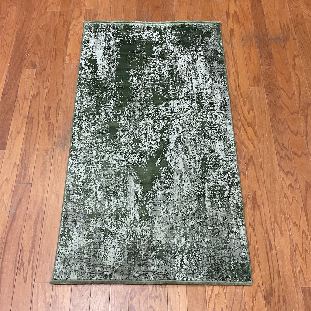 HERAT ORIENTAL Turkish Modern Erased Design Wool & Silk Rug - 2'7" x 4'11"