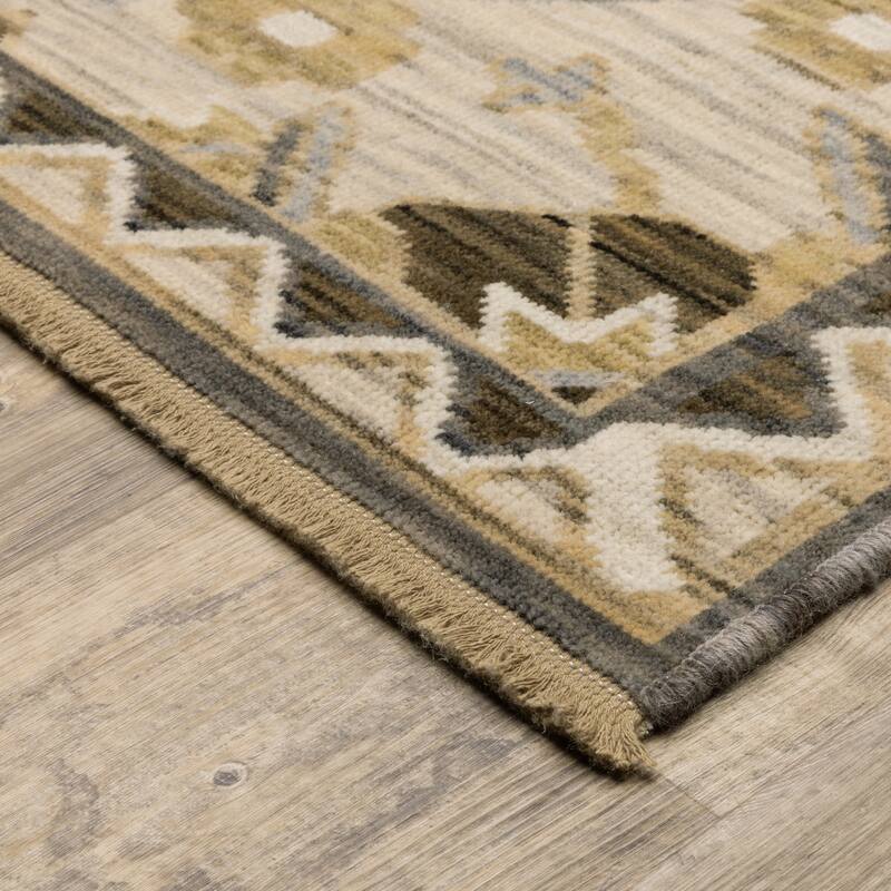 Adelaide Old World Medallions Tan/ Grey Wool Blend Area Rug-