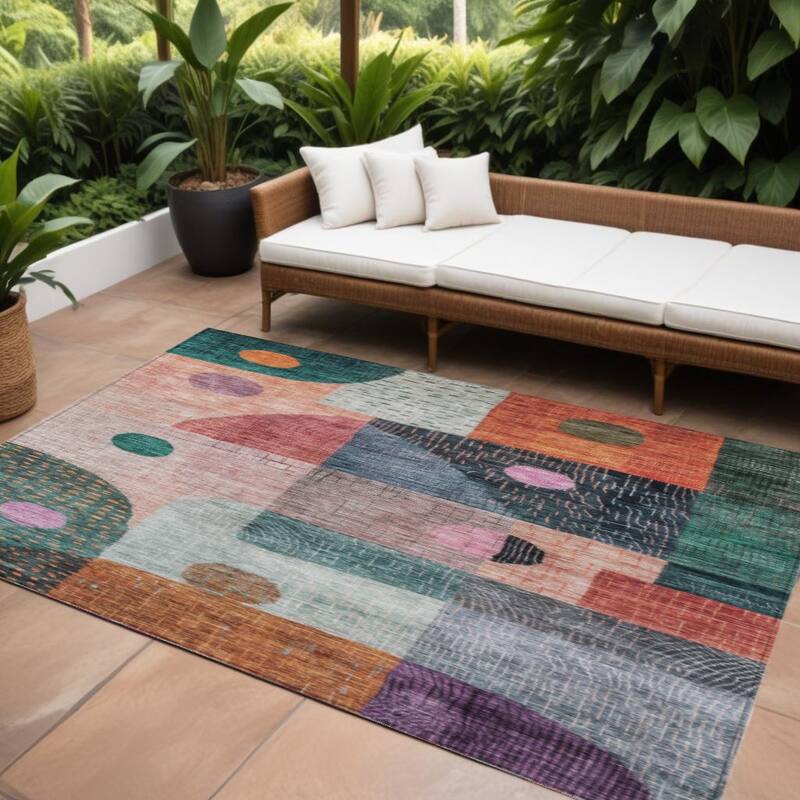 HomeRoots Geometric Transitional Rectangle Outdoor Rug - 9' X 12'