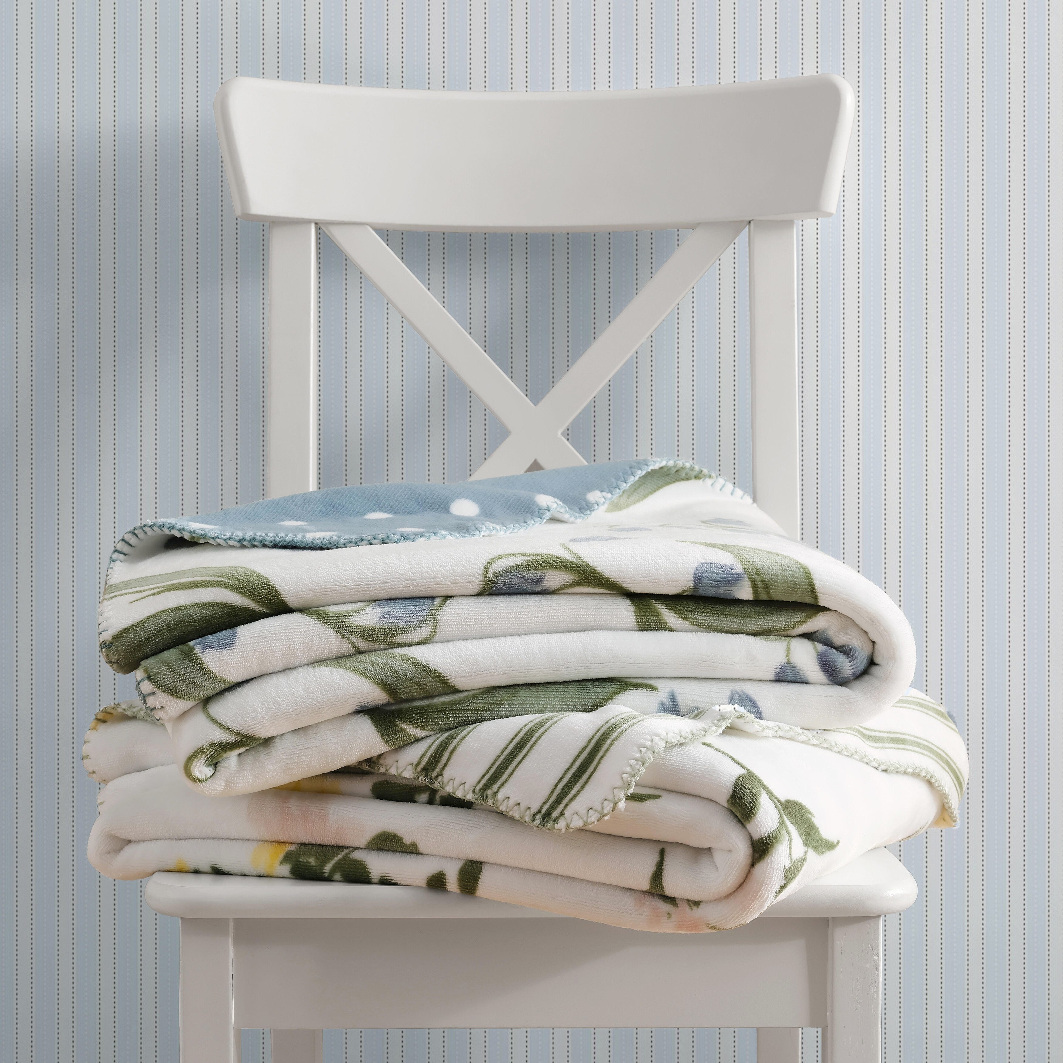 Martha Stewart Printed Reversible Plush Throw Blanket