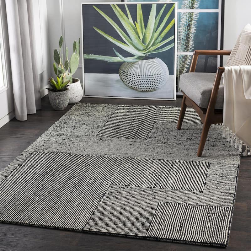 Livabliss Wazney Handmade Wool Farmhouse Area Rug - 8' x 10' - Rectangle - Black/Beige