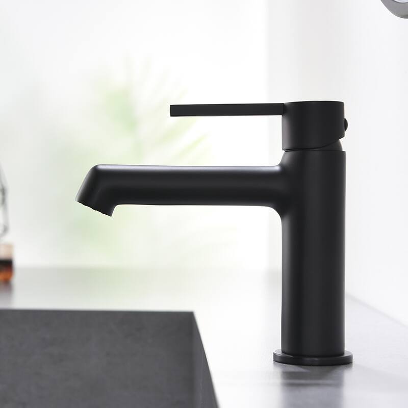 Bathroom Deck Mount Single Handle Sink Faucet