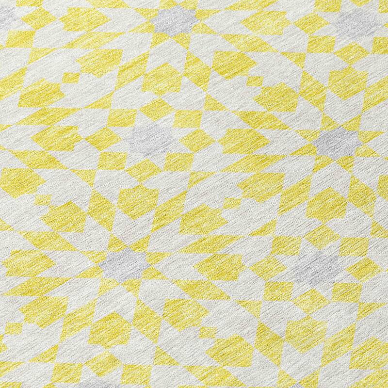 HomeRoots Floral Medallion Transitional Rectangle Outdoor Rug