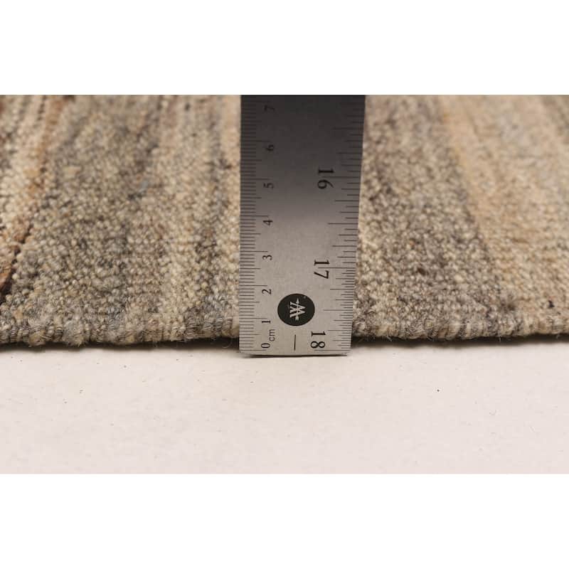 Sivas Taupe Kilim 5'0" x 6'9" - 5'0 x 6'9