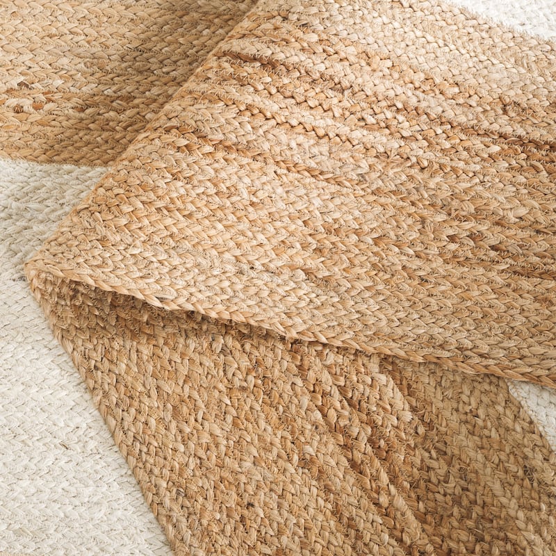 SAFAVIEH Hand-Woven Natural Fiber Melonie Casual Jute Rug